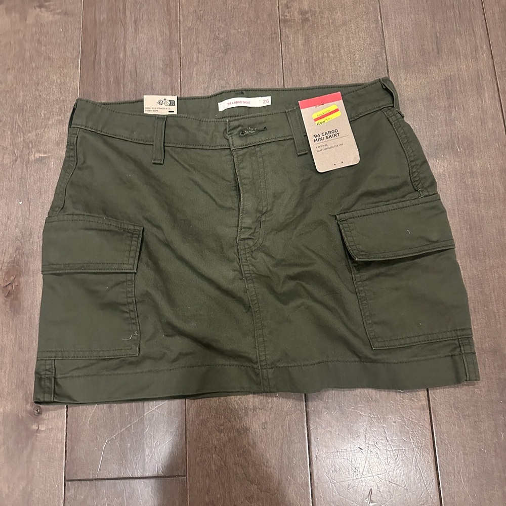 Levi’s ‘94 Cargo Mini Skirt